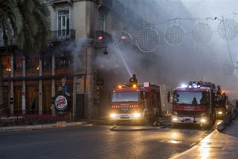 Un Matrimonio Y Su Hijo Mueren En El Incendio De Una Vivienda En El