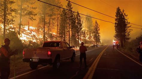 Bootleg Fire In Oregon Burns 340000 Acres Prompting Mass Evacuations