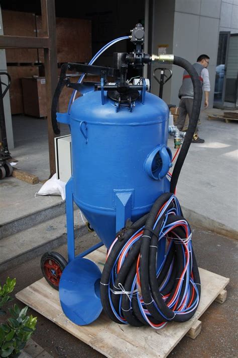 Wet Dustless Sandblasting Pot For Sale Powder Coating Equipment