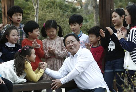 부산 교육의 리더 김석준 교육감 당선자“행복한 학교 만들기 프로젝트” 소비자를위한신문 Consumertimeskorea