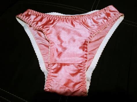 No Ilusion Pantaleta Bikini Ultrabrillosa Satinada Coral Unitalla