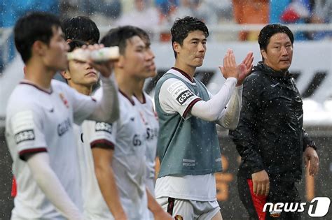 Acl과 프로축구 K리그 Fc서울 기성용 `고맙습니다` Zum 뉴스