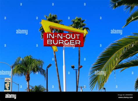 IN-N-OUT BURGER sign. American chain of Fast Food Restaurants with locations primarily in the ...