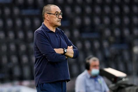 Juventus Sack Sarri After Champions League Exit Football Football