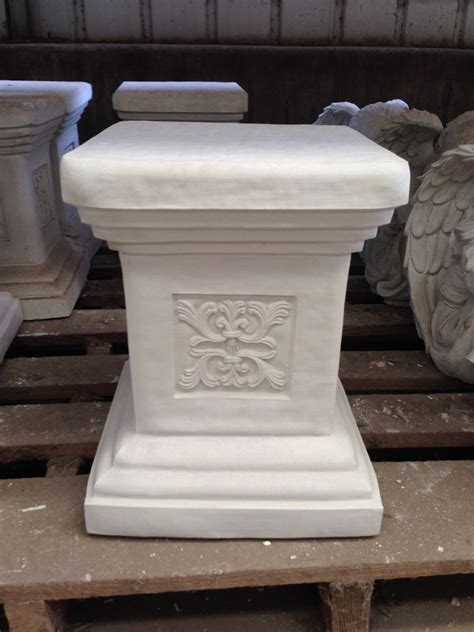 Mildura Pedestal Concrete Plinth Stand 1802 Wantirna Garden