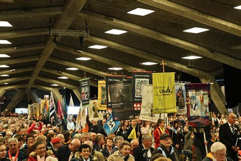 Mercredi Avril Photos P Lerinage Montfortain Lourdes