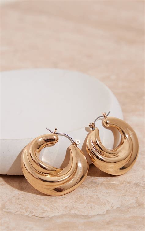 Gold Chunky Swirl Hoop Earrings Accessories Prettylittlething Uae