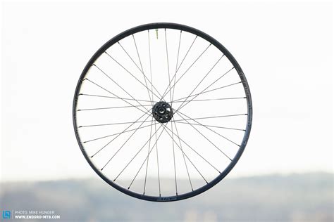 The Lab Stans Flow Mk Wheelset Long Term Test Chased By A Swarm Of