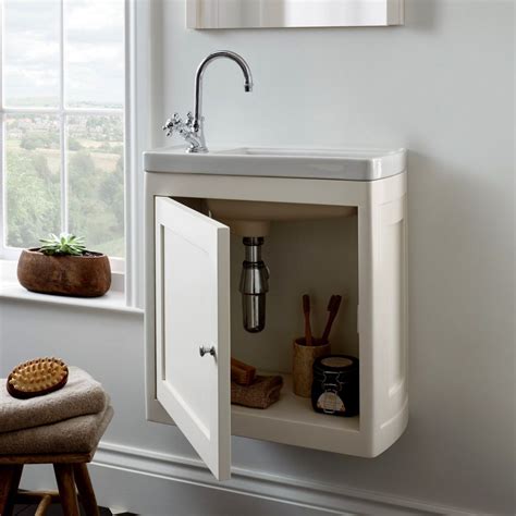 Imperial Carlyon Thurlestone Door Cloakwall Mounted Vanity Unit