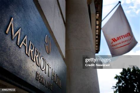 631 Marriott London Park Lane Stock Photos, High-Res Pictures, and Images - Getty Images