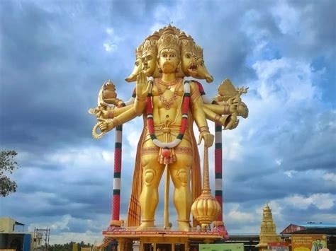 Eyes On The Sky With These Tallest Hanuman Statues In India