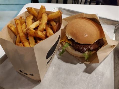 The Burgers Priest London Comentários De Restaurantes Tripadvisor