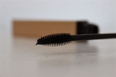 Belles Boutique Uk Beauty Mummy Blog Clarins Be Long Mascara