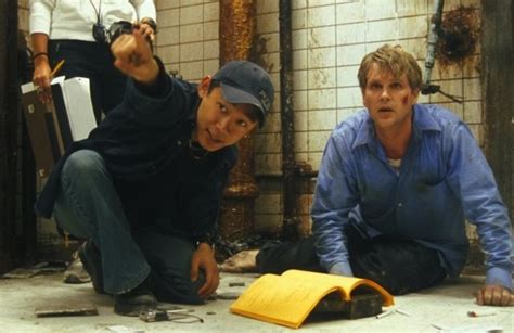 Horror Movies Behind The Scenes Photos (3) | FizX