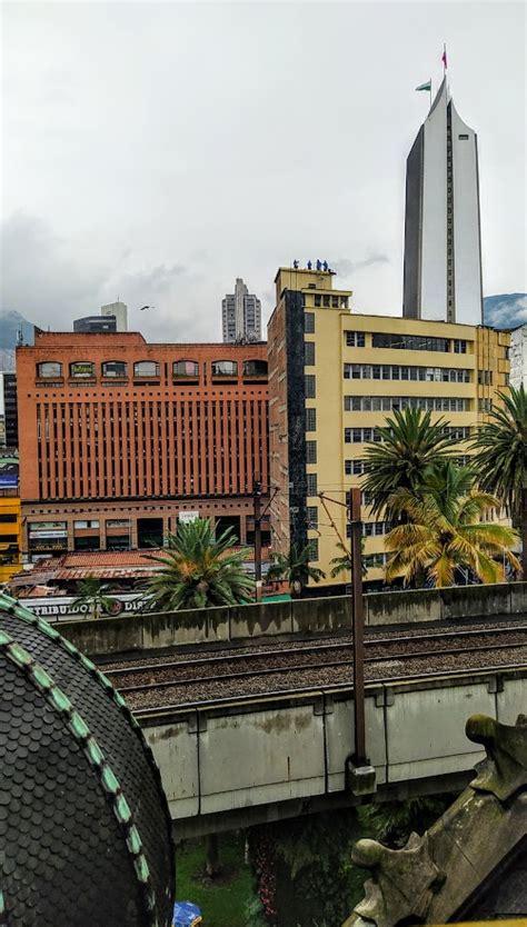 Reinaldo Spitaletta On Twitter Una Historia De La Arquitectura Y La