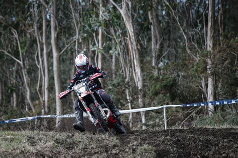 Nacional Enduro Prueba Pichon Le Gana La Partida A Garc A En