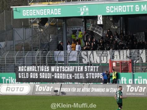 Fotos Galerie Gästefans SC Preußen Münster SV Sandhausen 10 02