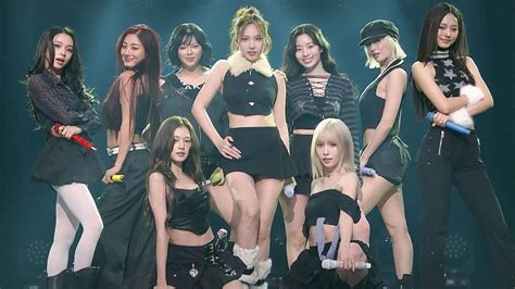 TWICE Berhasil Puncaki Tangga Lagu ITunes Seluruh Dunia Dengan Album