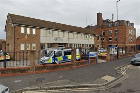 Bristol police station set to close front desk