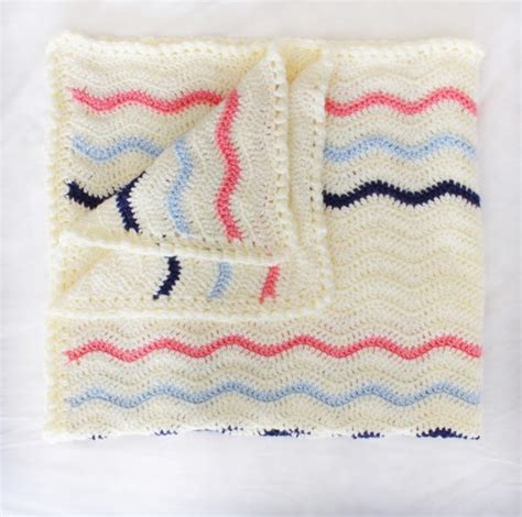 Crochet Simple Ripple Blanket - Daisy Farm Crafts