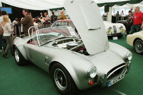 Reborn AC Cobra To Arrive In 2017 With Updated Underpinnings Up To 550