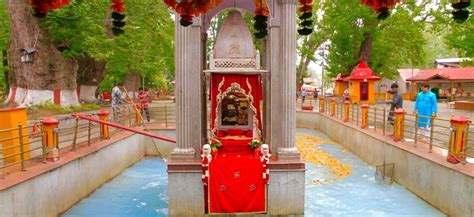 Hindu temples in Kashmir | Shavisim and Santana in Kashmir