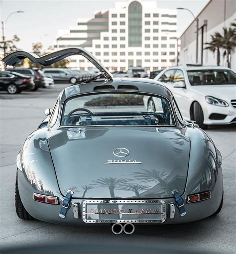 Custom Built 1955 Mercedes Benz 300sl Gullwing Classic Cars Mercedes Car Luxury Car Photos