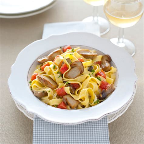 Tagliolini Ai Funghi Porcini Ristorante Piazza Palmieri