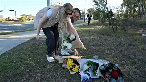 Zehn G Ste Einer Hochzeitsfeier Bei Busungl Ck In Australien Gestorben