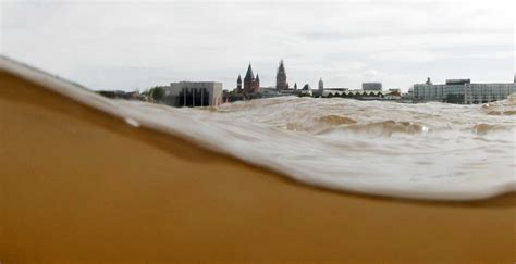 Flooding In Europe Updated Photos The Big Picture