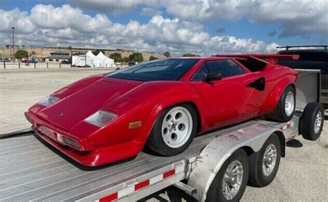 Chevy-Powered Replica: Lamborghini Countach Tribute | Barn Finds