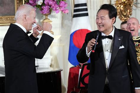 Yoon And Biden Vow To Respond Overwhelmingly To A North Nuclear Attack