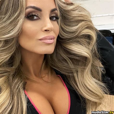 Trish Stratus Trishstratuscom Nude Onlyfans Photo Nudostar Tv