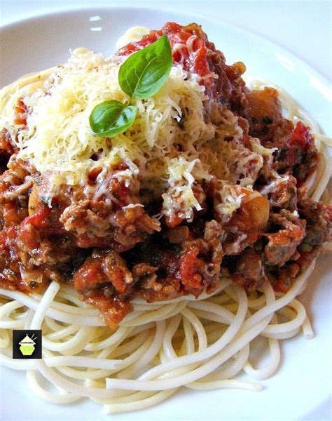 Simple Spaghetti Bolognese Lovefoodies