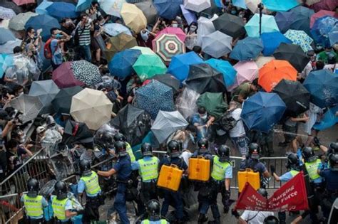 Umbrella Revolution 20 Colorful Photos Of Hong Kong Protest