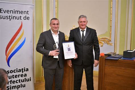 Gala Pentru Oltenia Pre Edintele Cj Olt Marius Oprescu Premiat