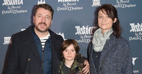 Bruno Guillon Et Sa Femme Marion Avec Leur Fils Anatole Avant