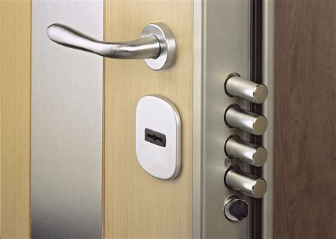 9 Tips For Choosing The Right Door Lock Accessories Locks