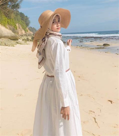 Pakaian Ke Pantai Wanita Berhijab Inspirasi Ootd Hijab Ke Pantai