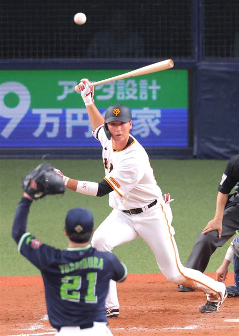 巨人・秋広「何とか貢献できれば」途中出場でマルチ安打 Baseball Post（ベースボールポスト）