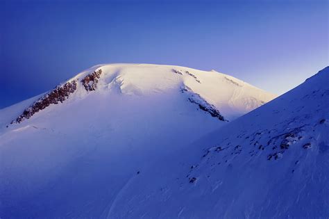 Mount Elbrus Mountain Photo by CKlife_style | 4:35 am 30 Jul 2020