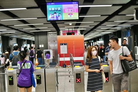 港鐵感謝日｜用八達通二維碼可半價搭車 羅湖、落馬洲都得減！ 星島日報