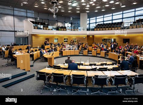 125 PLENARSITZUNG IM Thüringer LANDTAG 20 12 2023 Erfurt Übersicht