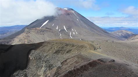 Mt Ngauruhoe Volcano Tongariro Crossing Tjwinter37 Flickr