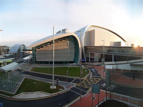 Dublin Airport deploys new automatic aircraft parking system