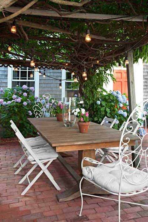 Best 26 Breathtaking Yard and Patio String Light Ideas