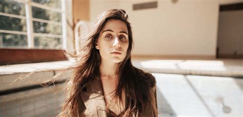 dodie Announces Debut Album ‘Build A Problem’, Shares New Song ‘Cool ...