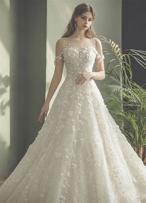 15 Wedding Dresses That Portray Vintage Romance With An Enchanted