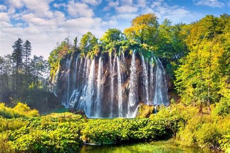 Private Transfer From Zagreb To Split With Plitvice Lakes Guided Tour