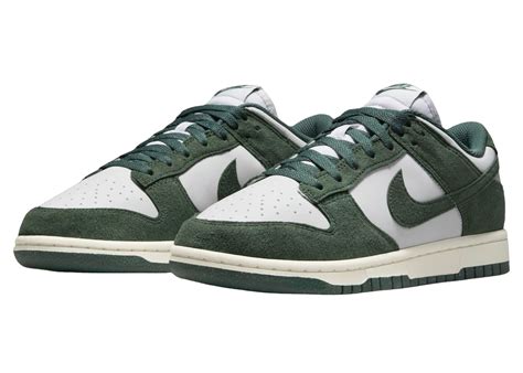 Nike Dunk Low Green Suede - Oct 2024 - HJ7673-002 - KicksOnFire.com
